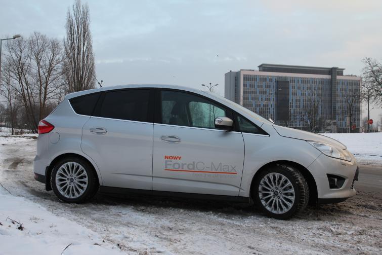 Testujemy: Ford C-Max 1.6 TDCi - maksymalnie rodzinny Testujemy: Ford C-Max 1.6 TDCi - maksymalnie rodzinny