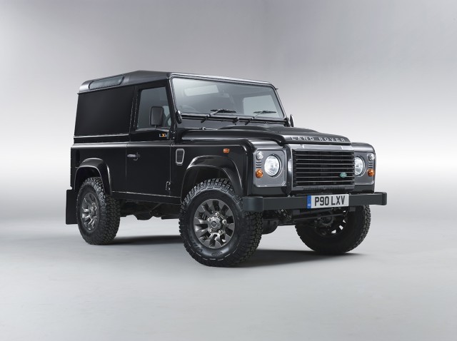 Land Rover Defender 90 Hard Top LXV Special Edition, Fot: Land Rover Land Rover Defender 90 Hard Top LXV Special Edition, Fot: Land Rover