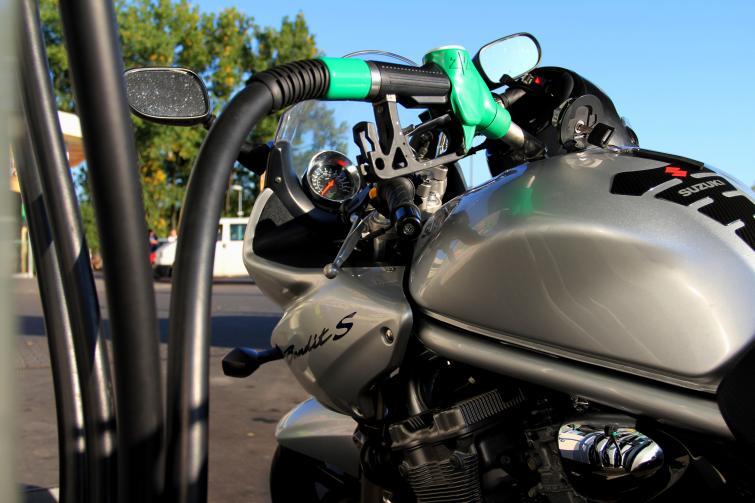 Motocyklowy eco-driving, czyli jak zmniejszyć zużycie paliwa Motocyklowy eco-driving, czyli jak zmniejszyć zużycie paliwa