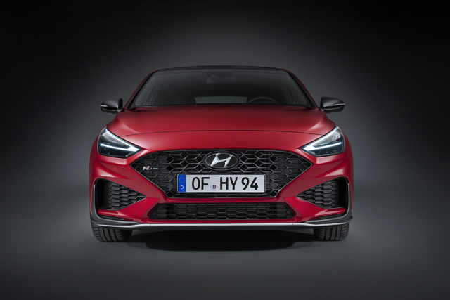Hyundai I30 N Line
Hyundai Motor Poland ogłosił ceny nowego Hyundaia i30 N Line w wersjach nadwoziowych: Hatchback, Fastback i Wagon.
Fot. Hyundai Hyundai I30 N Line
Hyundai Motor Poland ogłosił ceny nowego Hyundaia i30 N Line w wersjach nadwoziowych: Hatchback, Fastback i Wagon.
Fot. Hyundai
