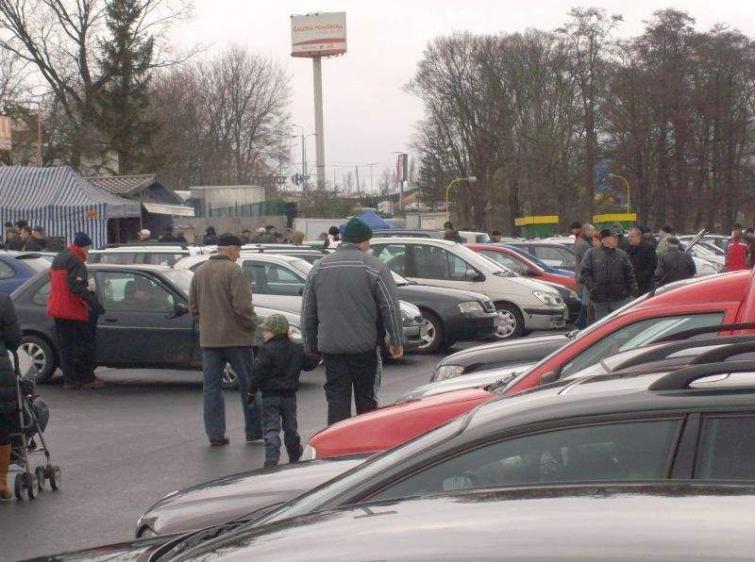 Giełda samochodowa w Bydgoszczy (ceny z 15 kwietnia) Giełda samochodowa w Bydgoszczy (ceny z 15 kwietnia)