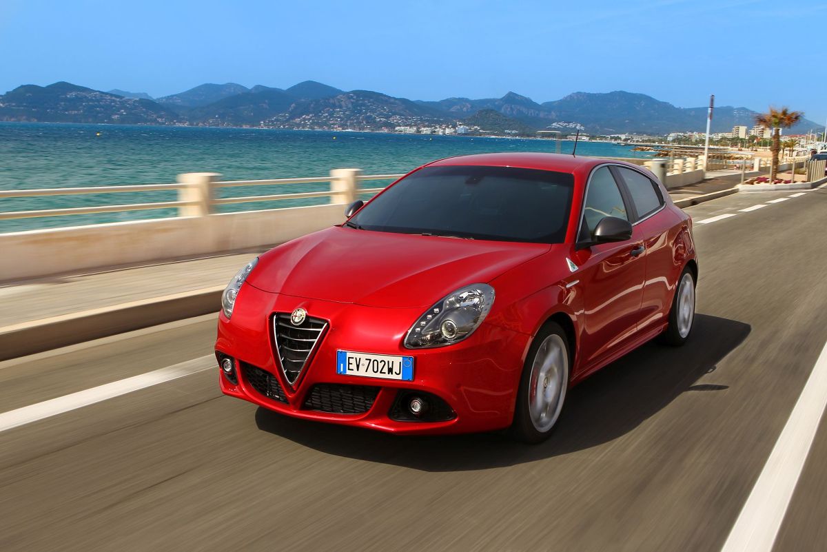 Alfa Romeo Giulietta „Quadrifoglio Verde", Fot: Alfa Romeo Alfa Romeo Giulietta „Quadrifoglio Verde", Fot: Alfa Romeo