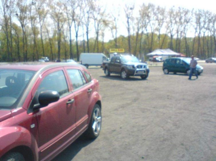 Giełda samochodowa w Bydgoszczy 95 maja 2013) Giełda samochodowa w Bydgoszczy 95 maja 2013)