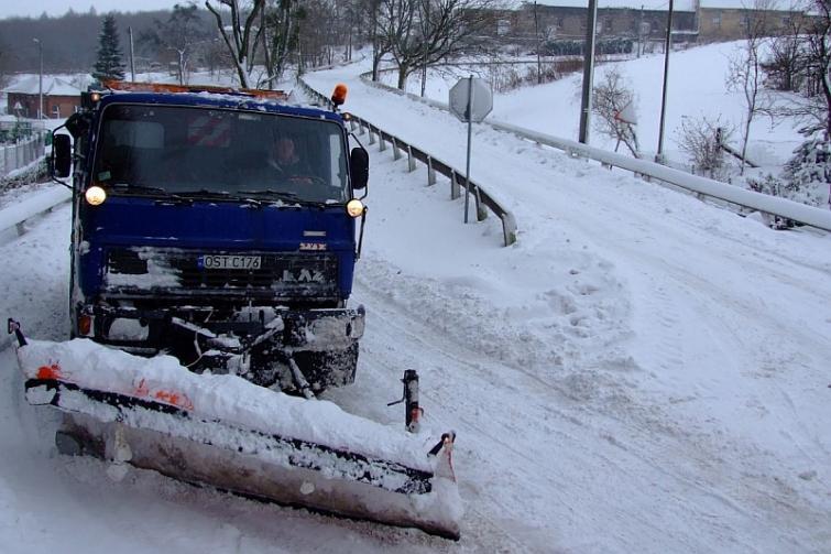 Opolskie: lokalne drogi utoną zimą w zaspach Opolskie: lokalne drogi utoną zimą w zaspach