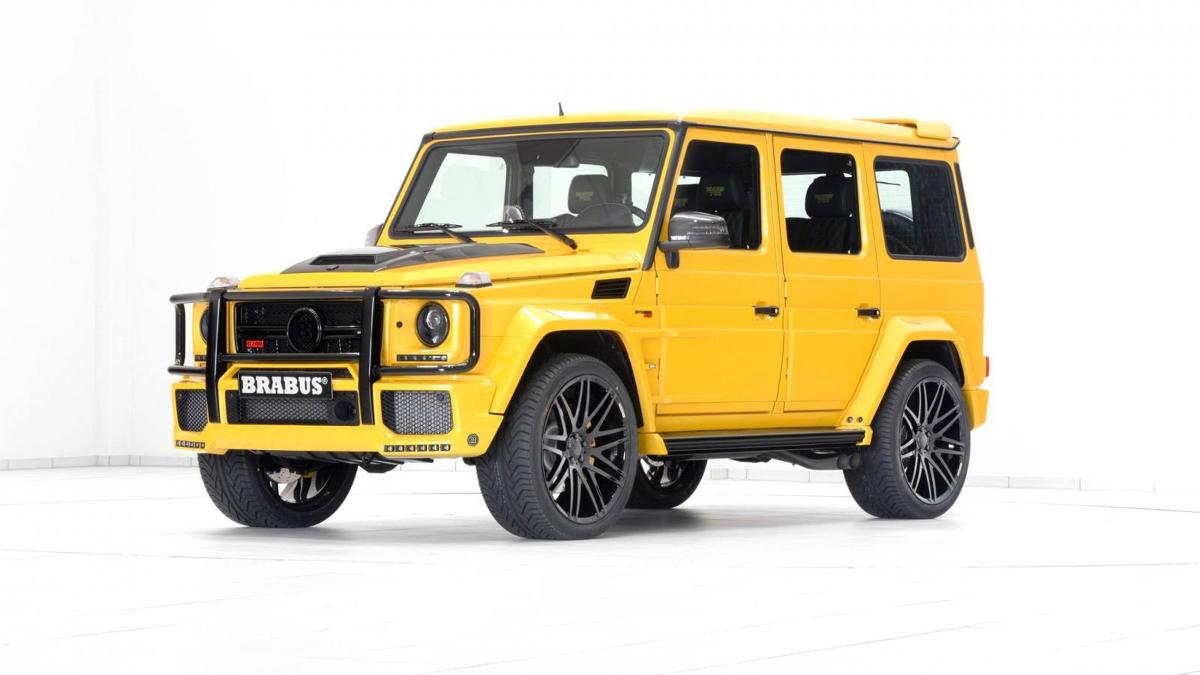 Mercedes-AMG G63
Pod maską auta pracuje wzmocniony silnik V8 5.5-litra, który zamiast 571 KM dostarcza 700 KM mocy. Dzięki niemu pojazd ważący 2,5 tony przyspiesza do 100 km/h w 4,9 sekundy, natomiast prędkość maksymalna to 240 km/h.
Fot. Brabus Mercedes-AMG G63
Pod maską auta pracuje wzmocniony silnik V8 5.5-litra, który zamiast 571 KM dostarcza 700 KM mocy. Dzięki niemu pojazd ważący 2,5 tony przyspiesza do 100 km/h w 4,9 sekundy, natomiast prędkość maksymalna to 240 km/h.
Fot. Brabus