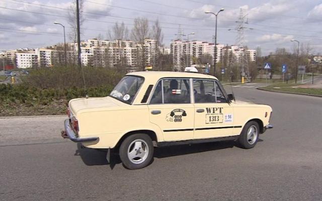 Taks 243 Wka Rodem Z Prl Fiat 125p Nadal Wozi Pasażer 243 W Wideo