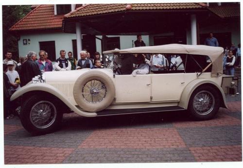 Najstarszy i chyba najpiękniejszy pojazd lubelskiego rajdu – Austro-Daimler z 1927 r., własnoś Najstarszy i chyba najpiękniejszy pojazd lubelskiego rajdu – Austro-Daimler z 1927 r., własnoś