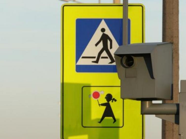 Miliard złotych z mandatów - na tyle rząd chce skasować kierowców Miliard złotych z mandatów - na tyle rząd chce skasować kierowców