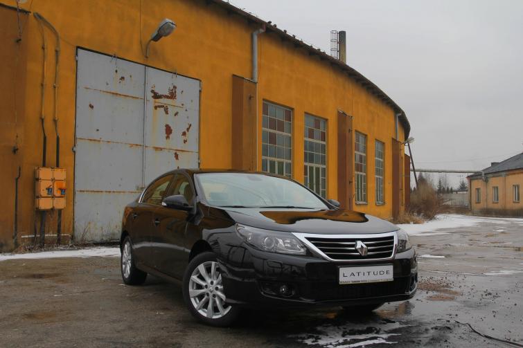 Renault Latitude - luksus po francusku - ceny i zdjęcia Renault Latitude - luksus po francusku - ceny i zdjęcia