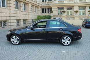 Używany Mercedes Klasy C W204 (2007-2014). Wady I Zalety