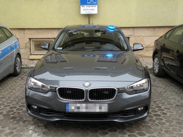 Policja zakończyła zbierać oferty na nieoznakowane radiowozy. Wkrótce na ulicach pojawi się 140 pojazdów.
Fot. Archiwum Policja zakończyła zbierać oferty na nieoznakowane radiowozy. Wkrótce na ulicach pojawi się 140 pojazdów.
Fot. Archiwum