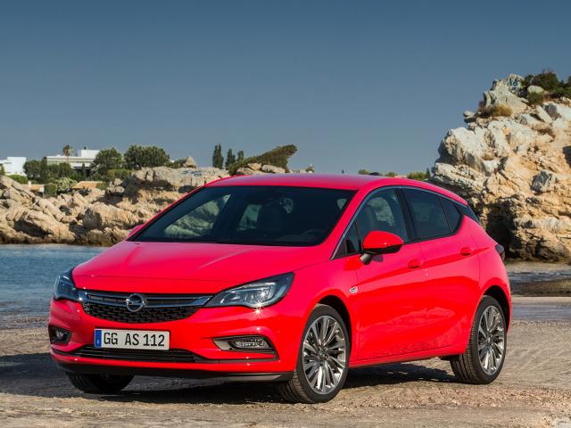 zdjęcie Opel Astra V