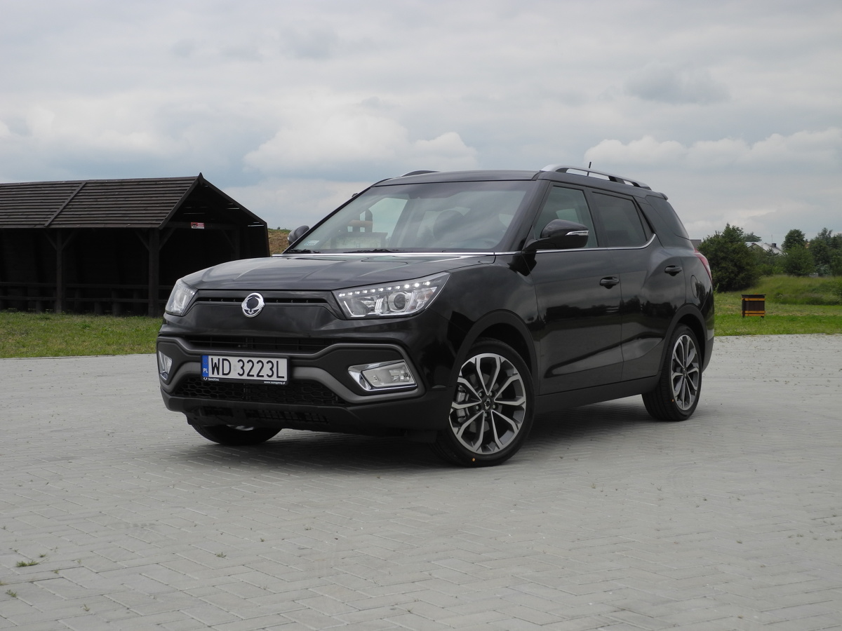 SsangYong XLV
Marka SsangYong wprowadziła na polski rynek model XLV. Auto konstrukcyjnie oparte jest na modelu Tivoli. Ceny rozpoczynają się od kwoty 59 900 zł.
Fot. SsangYong SsangYong XLV
Marka SsangYong wprowadziła na polski rynek model XLV. Auto konstrukcyjnie oparte jest na modelu Tivoli. Ceny rozpoczynają się od kwoty 59 900 zł.
Fot. SsangYong