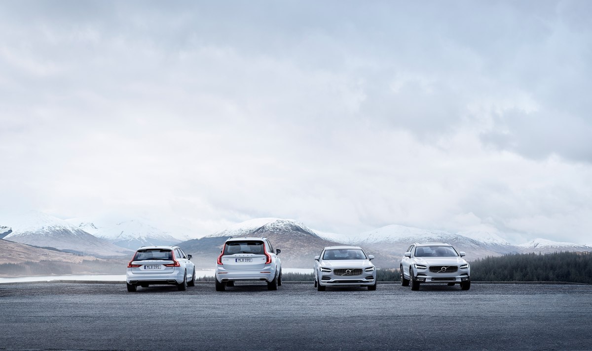 Zysk operacyjny Volvo Cars za rok 2018 wyniósł 14,2 mld szwedzkich koron (1,53 mld dolarów). A o 12,4% wzrosła sprzedaż samochodów. To kolejny rok rekordów tej marki.
Fot. Volvo Zysk operacyjny Volvo Cars za rok 2018 wyniósł 14,2 mld szwedzkich koron (1,53 mld dolarów). A o 12,4% wzrosła sprzedaż samochodów. To kolejny rok rekordów tej marki.
Fot. Volvo