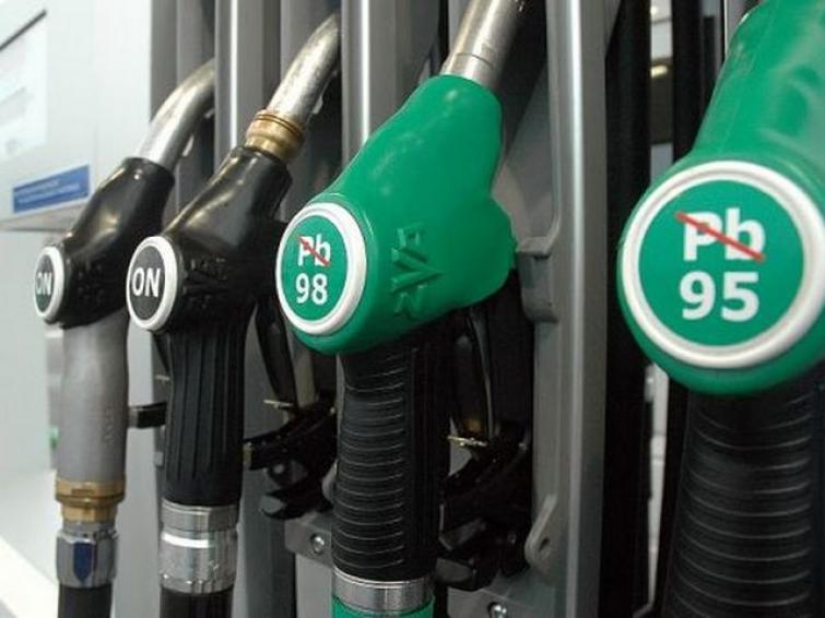Ceny paliw w regionie Ostrołęki - gdzie jest najtaniej? Ceny paliw w regionie Ostrołęki - gdzie jest najtaniej?