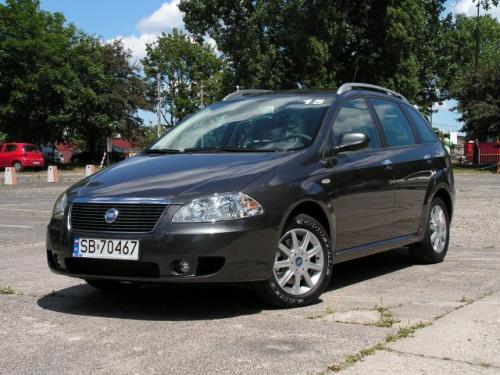 Fot. Ryszard Polit: Po 10 latach nieobecności na rynku wraca Fiat Croma. Nadwozie, tak jak 10 lat temu, zaprojektował mistrz Giorgio Giugiaro. Fot. Ryszard Polit: Po 10 latach nieobecności na rynku wraca Fiat Croma. Nadwozie, tak jak 10 lat temu, zaprojektował mistrz Giorgio Giugiaro.