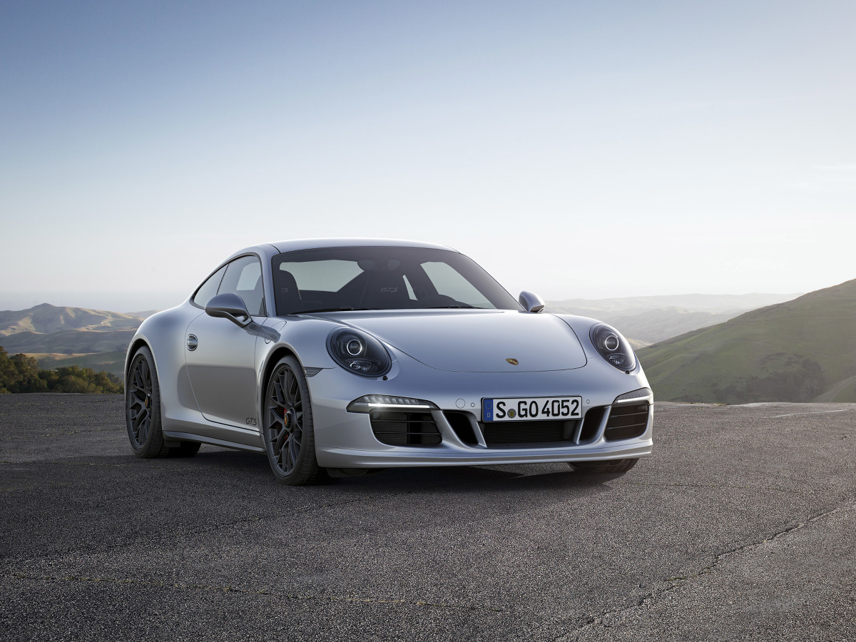 Porsche 911 bez silnika V8