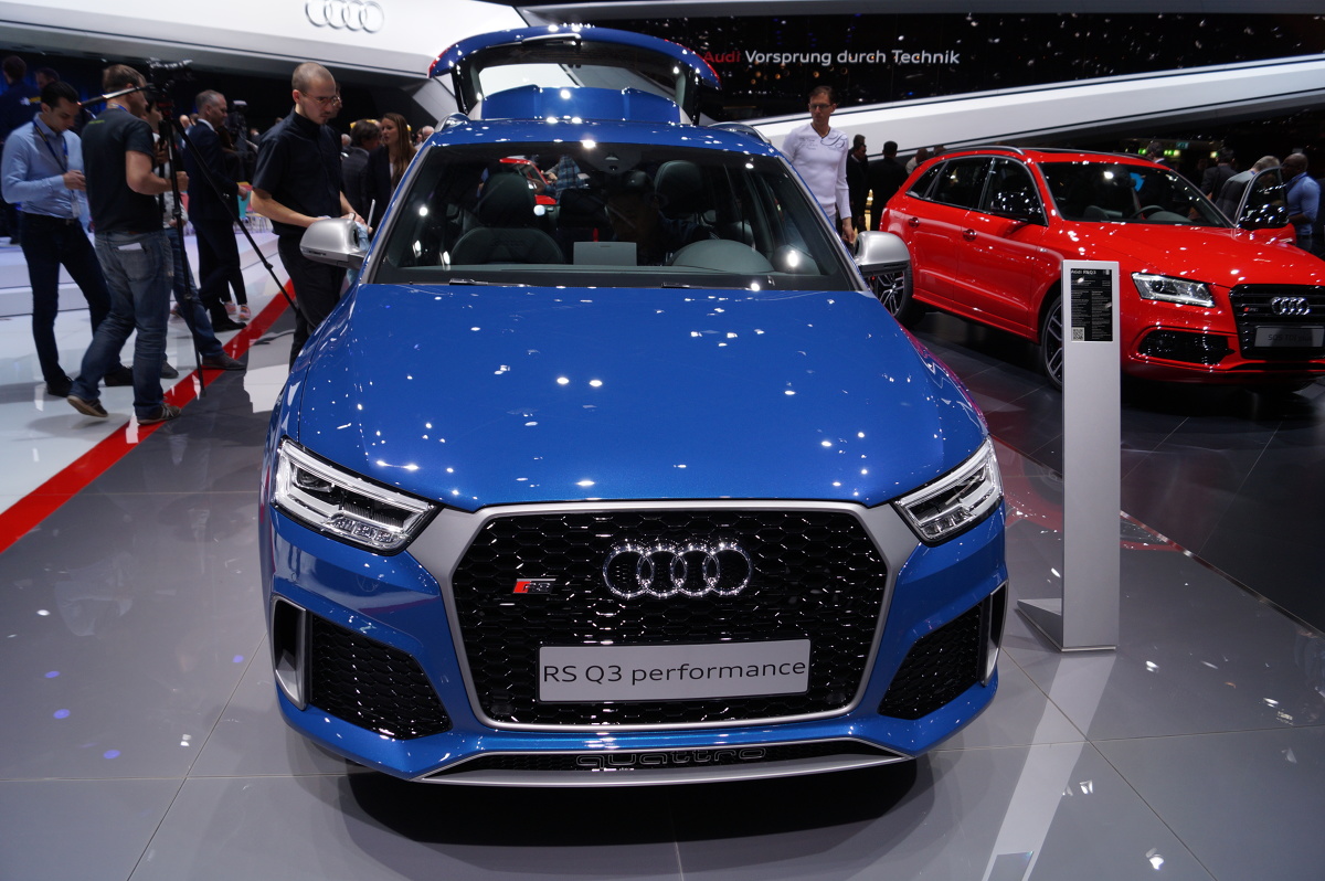 Audi RS Q3 performance
Pięciocylindrowy silnik turbo generuje moc 270 kW (367 KM) – czyli o 20 kW (15 KM) większą niż RS Q3. Od 0 do 100 km/h przyspiesza w 4,4 sekundy, a prędkość maksymalna wynosi 270 km/h / Fot. Tomasz Szmandra
Audi RS Q3 performance
Pięciocylindrowy silnik turbo generuje moc 270 kW (367 KM) – czyli o 20 kW (15 KM) większą niż RS Q3. Od 0 do 100 km/h przyspiesza w 4,4 sekundy, a prędkość maksymalna wynosi 270 km/h / Fot. Tomasz Szmandra