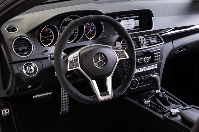 zdjęcie Mercedes-Benz C63 AMG 507 Edition