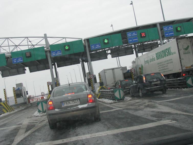 Szybciej przez bramki na płatnych autostradach. Będzie viaAUTO Szybciej przez bramki na płatnych autostradach. Będzie viaAUTO