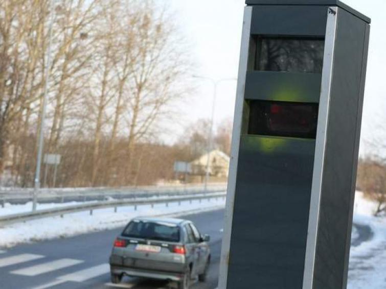 Stacjonarne fotoradary. W zimę pracują pełną parą Stacjonarne fotoradary. W zimę pracują pełną parą