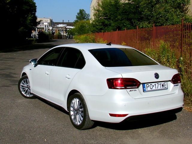 zdjęcie Volkswagen Jetta Hybrid