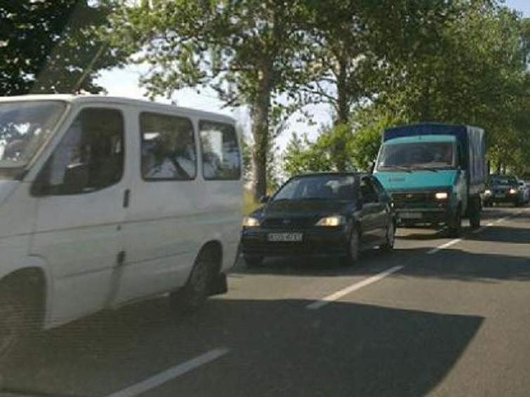 Korek na trasie Ustka - Słupsk Korek na trasie Ustka - Słupsk