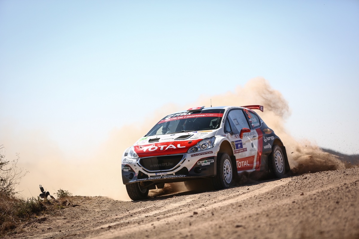 Hubert Ptaszek i Maciek Szczepaniak w debiucie za kierownicą Peugeota 208 T16 dojeżdżają do mety Rajdu Meksyku na 2. miejscu w WRC 2 / Fot. materiały prasowe Hubert Ptaszek i Maciek Szczepaniak w debiucie za kierownicą Peugeota 208 T16 dojeżdżają do mety Rajdu Meksyku na 2. miejscu w WRC 2 / Fot. materiały prasowe