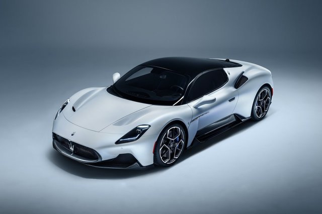 Maserati MC20
Uwagę zwracają drzwi otwierane do góry. Wiadomo, że włoskim samochodem oprócz kierowcy będzie mógł podróżować tylko jeden pasażer.
Fot. Maserati Maserati MC20
Uwagę zwracają drzwi otwierane do góry. Wiadomo, że włoskim samochodem oprócz kierowcy będzie mógł podróżować tylko jeden pasażer.
Fot. Maserati