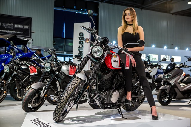 Poprawa pogody i coraz cieplejsze dni zwiastują rychłe rozpoczęcie sezonu motocyklowego. Kto jeszcze nie posiada jednośladu, ale nosi się z zamiarem jego zakupu, może zapoznać się z najnowszymi maszynami na Wystawie Motocykli i Skuterów Moto Expo Polska 2017.
fot. Szymon Starnawski Poprawa pogody i coraz cieplejsze dni zwiastują rychłe rozpoczęcie sezonu motocyklowego. Kto jeszcze nie posiada jednośladu, ale nosi się z zamiarem jego zakupu, może zapoznać się z najnowszymi maszynami na Wystawie Motocykli i Skuterów Moto Expo Polska 2017.
fot. Szymon Starnawski