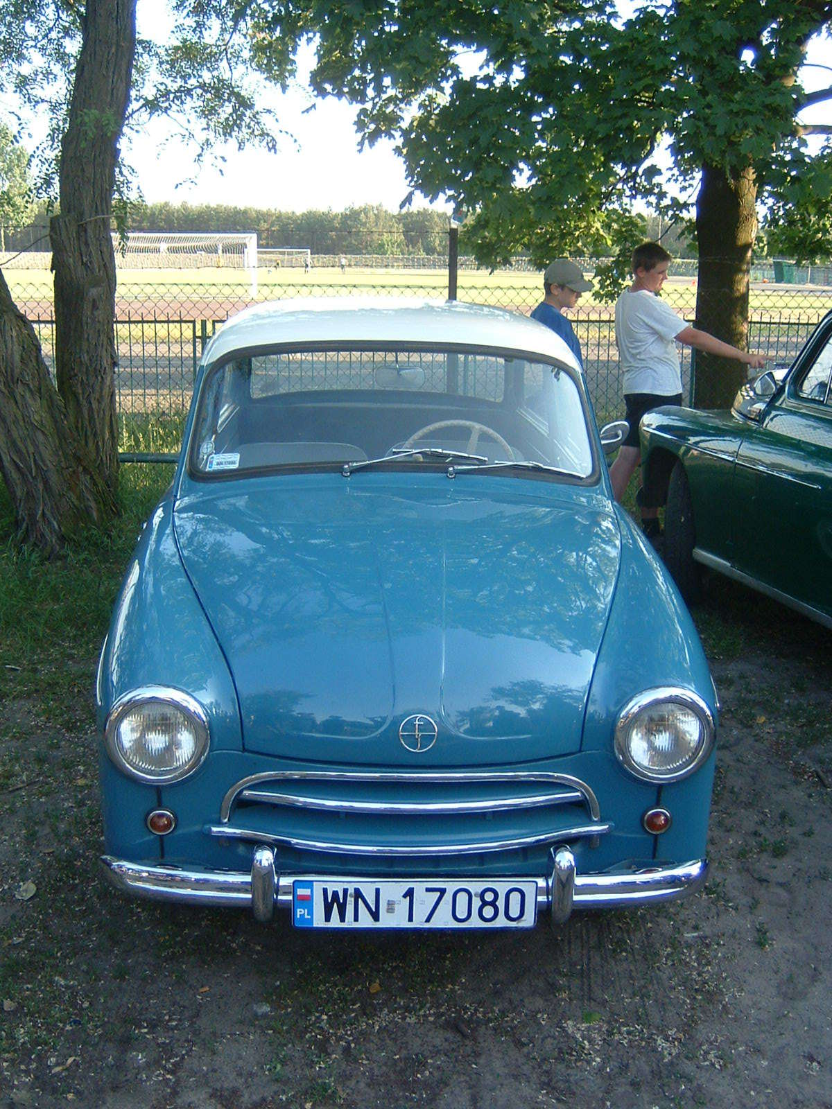 Syrena. Kultowe auto PRLu Jeden z żerańskich prototypów Syreny R20