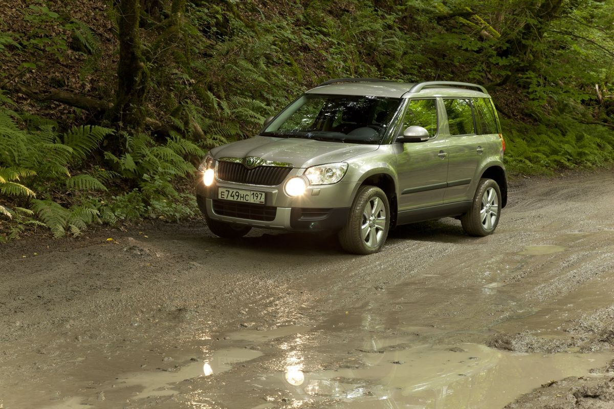 Ети 1.8. Полный привод Skoda Yeti. Шкода Йети 4х4. Шкода Йети 1.8 полный привод. Skoda Yeti 2009.