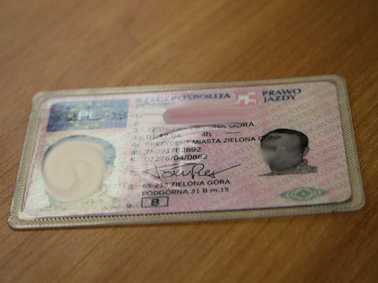 550 zł za lewy kurs prawa jazdy na autobus 550 zł za lewy kurs prawa jazdy na autobus