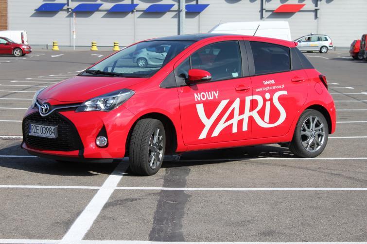 Testujemy: Ulepszona Toyota Yaris - Udana, Ale Droga (Zdjęcia)