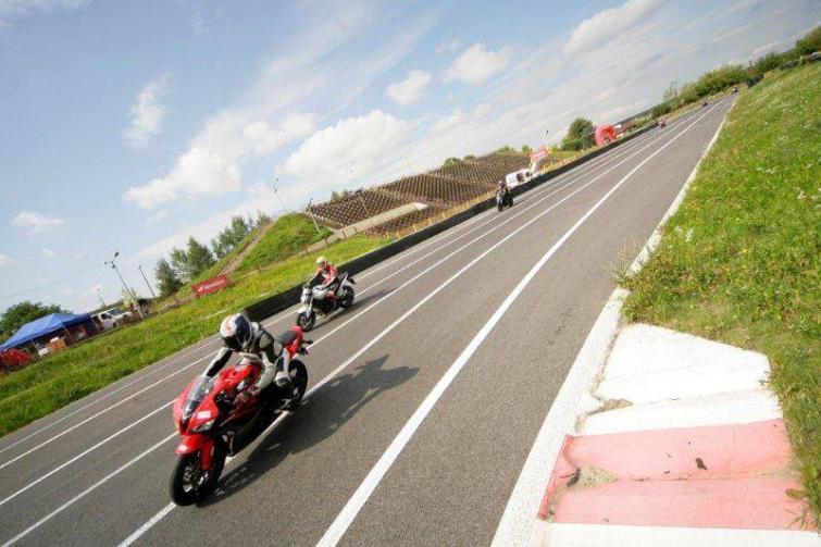 Honda Fun & Safety: 26-27 maj na radomskim torze Honda Fun & Safety: 26-27 maj na radomskim torze