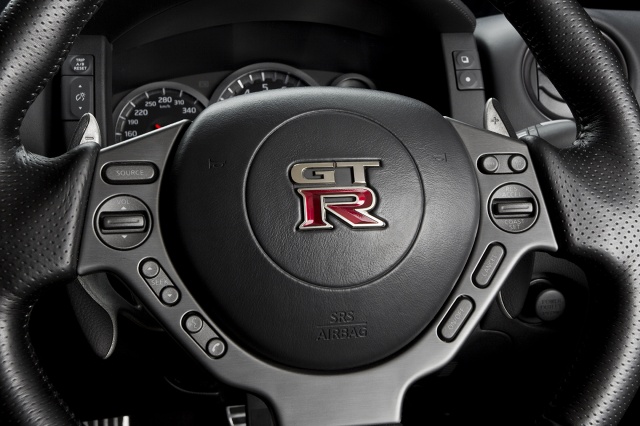 zdjęcie Nissan GT-R  