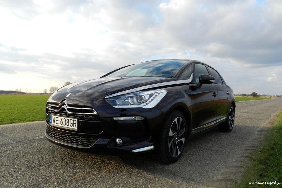 Citroen DS5 1.6 THP Fot: Robert Kulczyk – Info-Ekspert Citroen DS5 1.6 THP Fot: Robert Kulczyk – Info-Ekspert