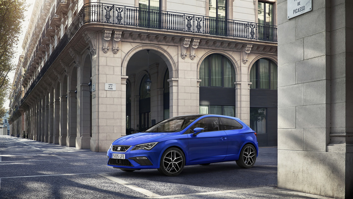 Seat Leon
Ceny wersji Reference z silnikiem 1.2 TSI (86 KM), manualną skrzynią biegów, radiem i klimatyzacją rozpoczynają się od 59 300 zł.
Fot. Seat Seat Leon
Ceny wersji Reference z silnikiem 1.2 TSI (86 KM), manualną skrzynią biegów, radiem i klimatyzacją rozpoczynają się od 59 300 zł.
Fot. Seat