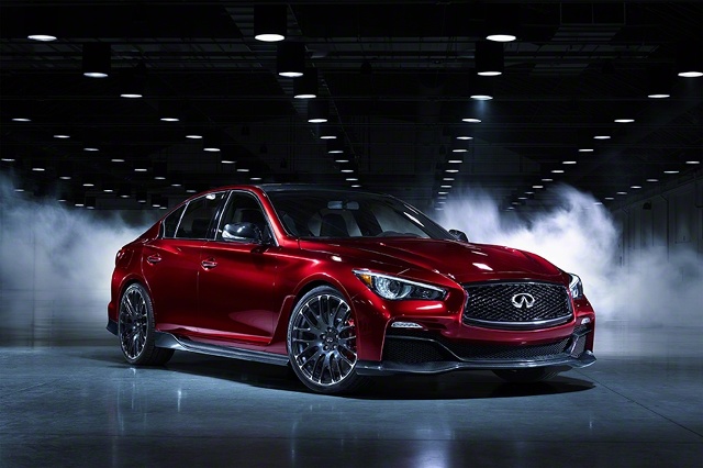 Infiniti Q50 Eau Rouge
Fot: Infiniti Infiniti Q50 Eau Rouge
Fot: Infiniti