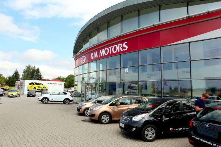 Otwarcie nowego salonu samochodowego marki Kia w Lublinie