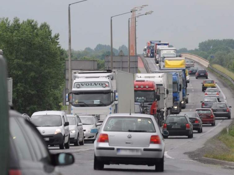 Drogi w Opolu są w beznadziejnym stanie! Drogi w Opolu są w beznadziejnym stanie!