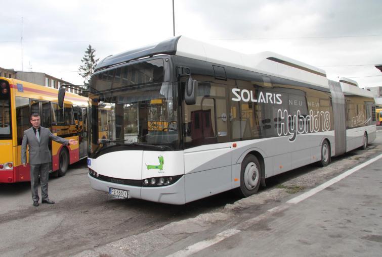 Jeden z dwóch hybrydowych Solarisów testowanych przez kieleckie MPK Jeden z dwóch hybrydowych Solarisów testowanych przez kieleckie MPK