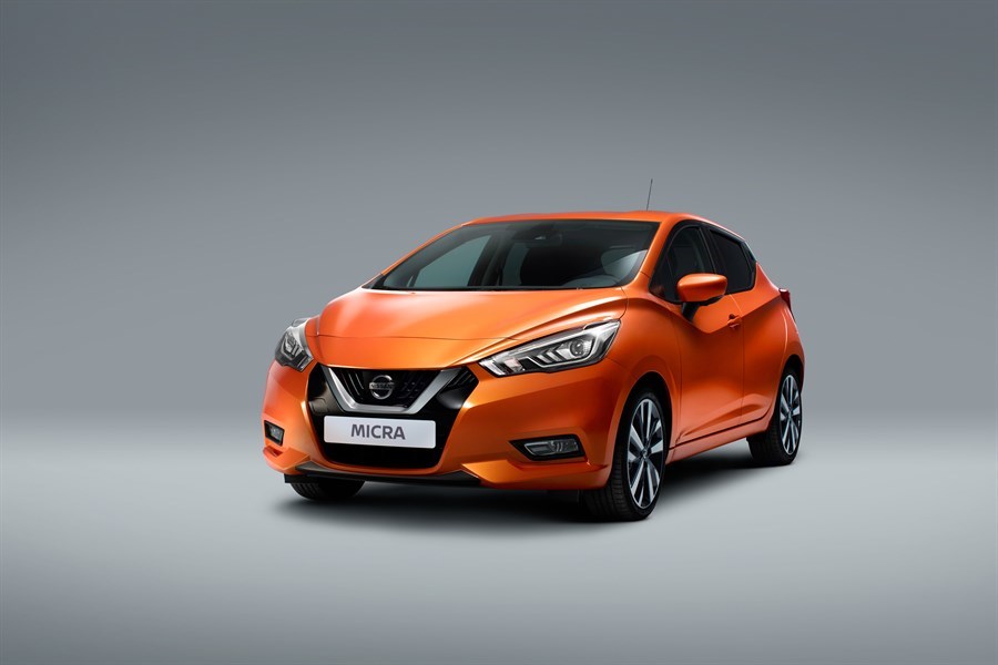 Nissan Micra
W Poznaniu pokazane zostaną egzemplarze w specyfikacji N-Connecta oraz najwyższej Tekna, wszystkie z benzynową turbodoładowaną jednostką 0,9 l o mocy 90 KM. W ofercie rynkowej dostępne są jeszcze dwa inne silniki – wolnossący benzynowy o pojemności 1,0 l i mocy 73 KM oraz 1,5-litrowy diesel generujący 90 KM.
Fot. Nissan Nissan Micra
W Poznaniu pokazane zostaną egzemplarze w specyfikacji N-Connecta oraz najwyższej Tekna, wszystkie z benzynową turbodoładowaną jednostką 0,9 l o mocy 90 KM. W ofercie rynkowej dostępne są jeszcze dwa inne silniki – wolnossący benzynowy o pojemności 1,0 l i mocy 73 KM oraz 1,5-litrowy diesel generujący 90 KM.
Fot. Nissan