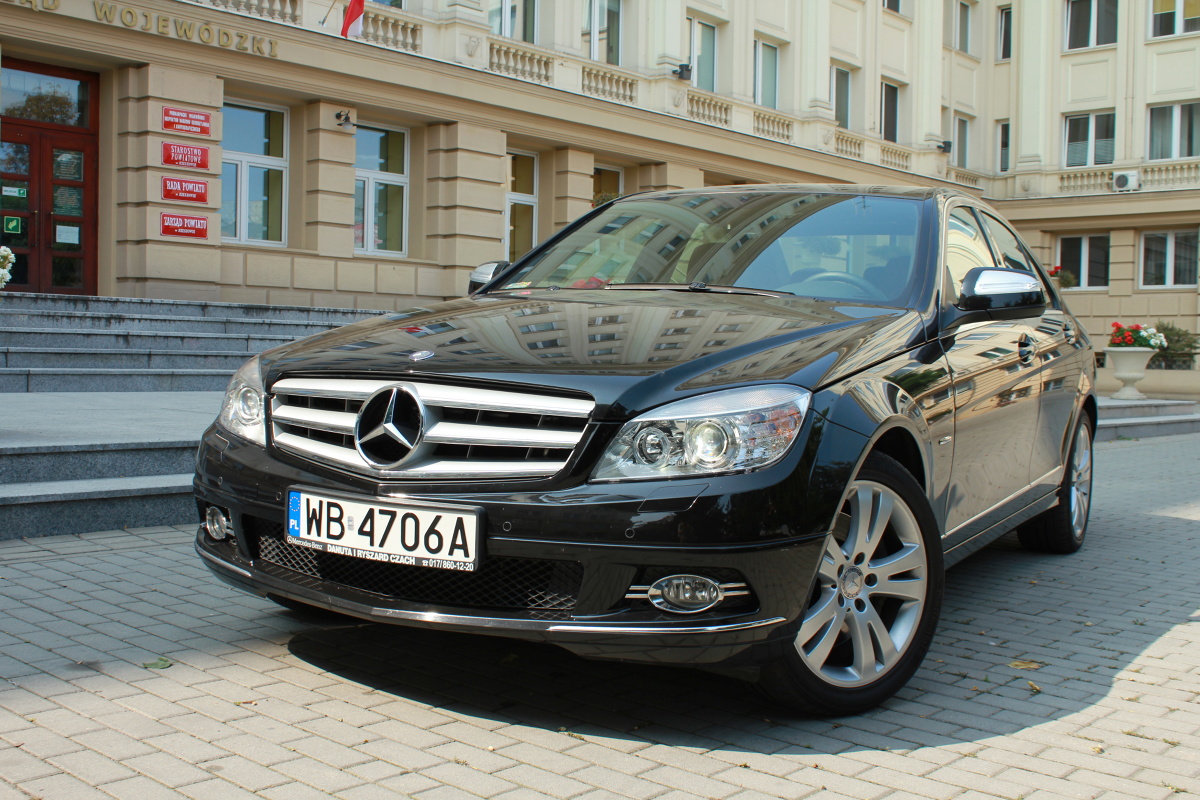 Używany Mercedes klasy C W204 (20072014). Wady i zalety