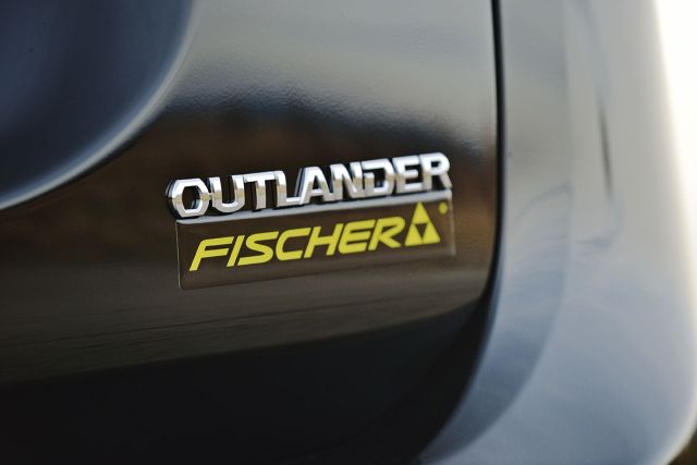 zdjęcie Mitsubishi Outlander Fischer  