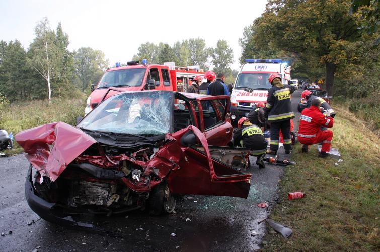 Polskie drogi - 42 osoby zginęły od piątku w wypadkach Polskie drogi - 42 osoby zginęły od piątku w wypadkach