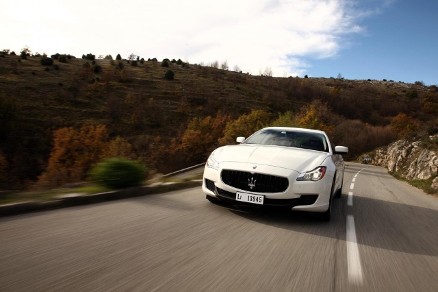 zdjęcie Maserati Quattroporte