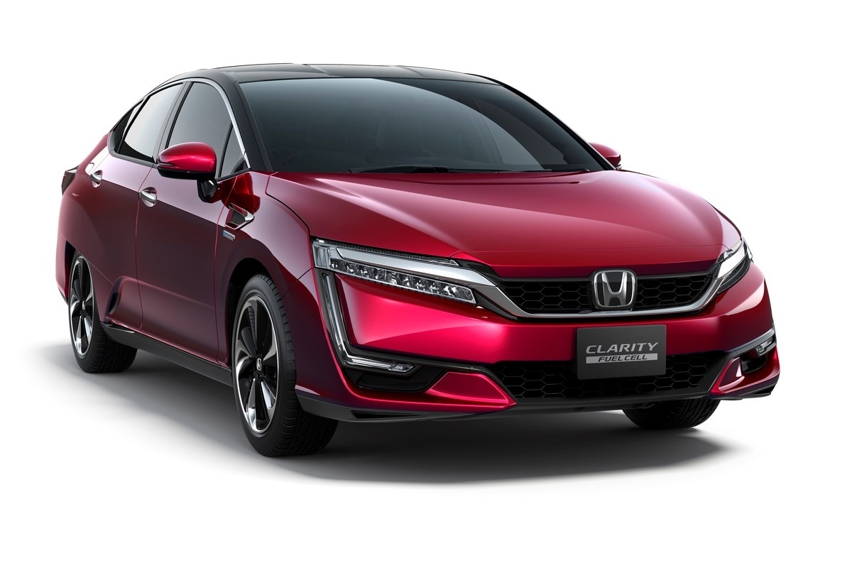 Honda Clarity Fuel Cell
Od września 2016 roku, Honda Clarity Fuel Cell będzie oferowana także w Europie – w ograniczonej liczbie egzemplarzy – w ramach projektu HyFIVE realizowanego w Wielkiej Brytanii i Danii.
Fot. Honda Honda Clarity Fuel Cell
Od września 2016 roku, Honda Clarity Fuel Cell będzie oferowana także w Europie – w ograniczonej liczbie egzemplarzy – w ramach projektu HyFIVE realizowanego w Wielkiej Brytanii i Danii.
Fot. Honda