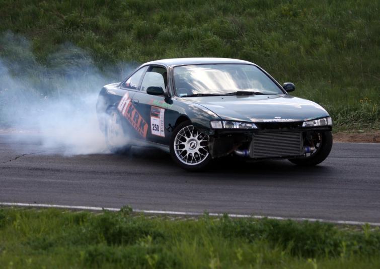 Puchar driftingowy na torze w Lublinie - zobacz zdjęcia Puchar driftingowy na torze w Lublinie - zobacz zdjęcia