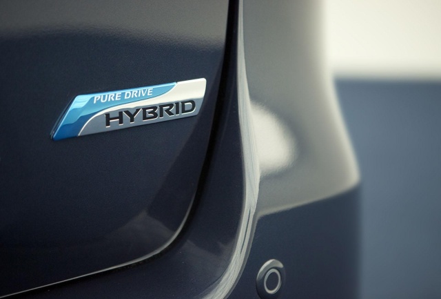 zdjęcie Nissan Pathfinder Hybrid
